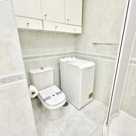 Skol 335. Fantastic Beachfront Facing South. * Marbella