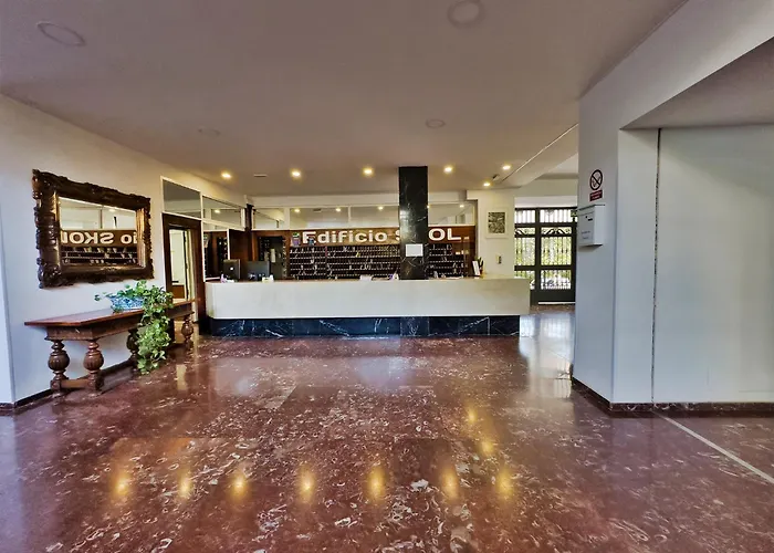 Apartman Skol 335. Fantastic Beachfront Facing South. *