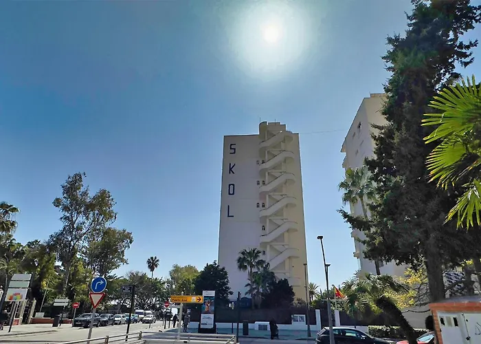 דירה Skol 335. Fantastic Beachfront Facing South. מארבלה