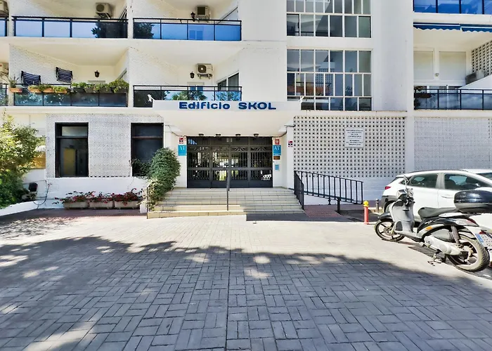 Apartment Skol 335. Fantastic Beachfront Facing South.